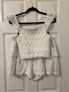 NWT Floral White & Pink 2-piece set